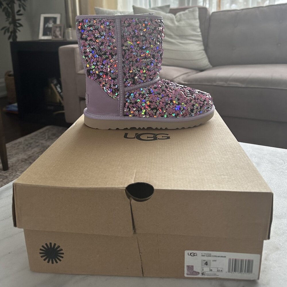 UGG Classic Stellar Sequin Boots Lilac - Girls - Size 4 - NEW IN BOX - Picture 2 of 5